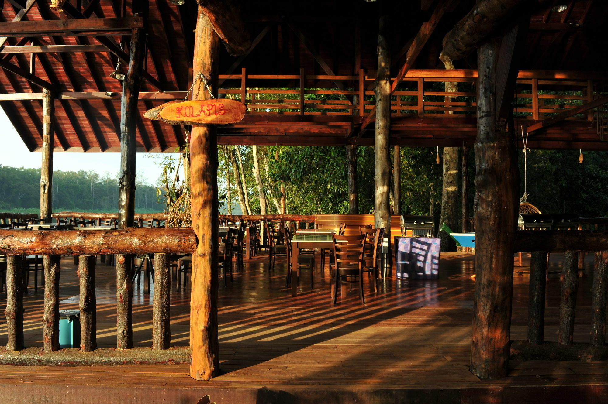 Borneo Natural Sukau Bilit Resort Exterior photo